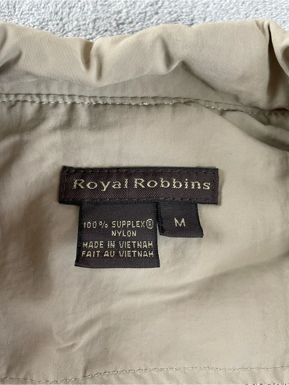 Royal Robbins Vest Men's M / S Fishing Hunting Field Utility Mesh Lined Khaki